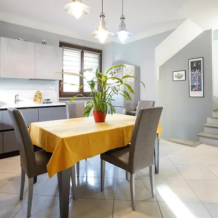 3 Bedroom Gorgeous In Holiday home