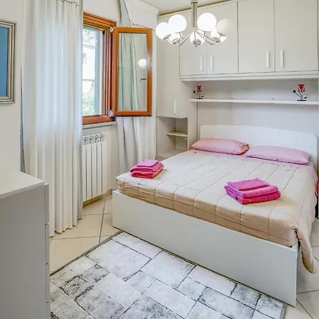 3 Bedroom Gorgeous In *